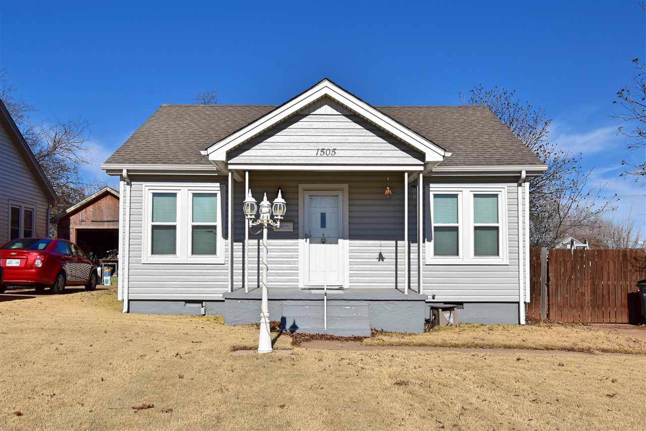 1505 B Ave - Photo 1