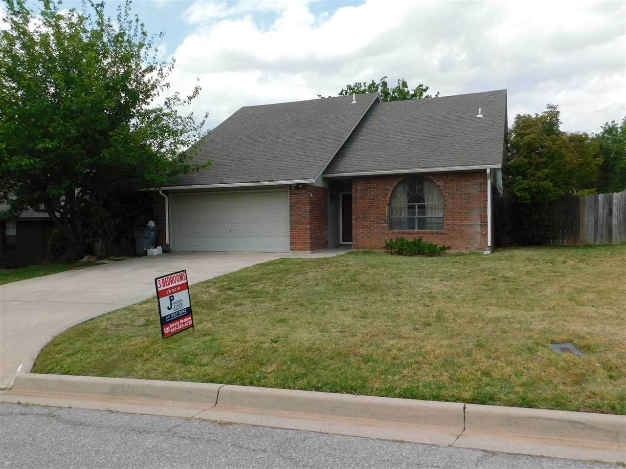 3018 Stratford Cir - Photo 1
