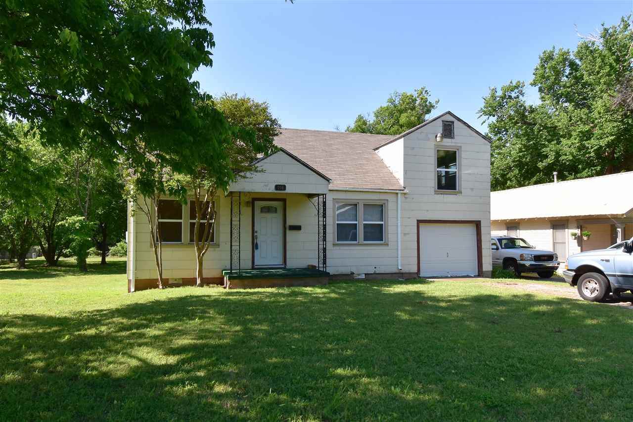 406 Dearborn Ave - Photo 1