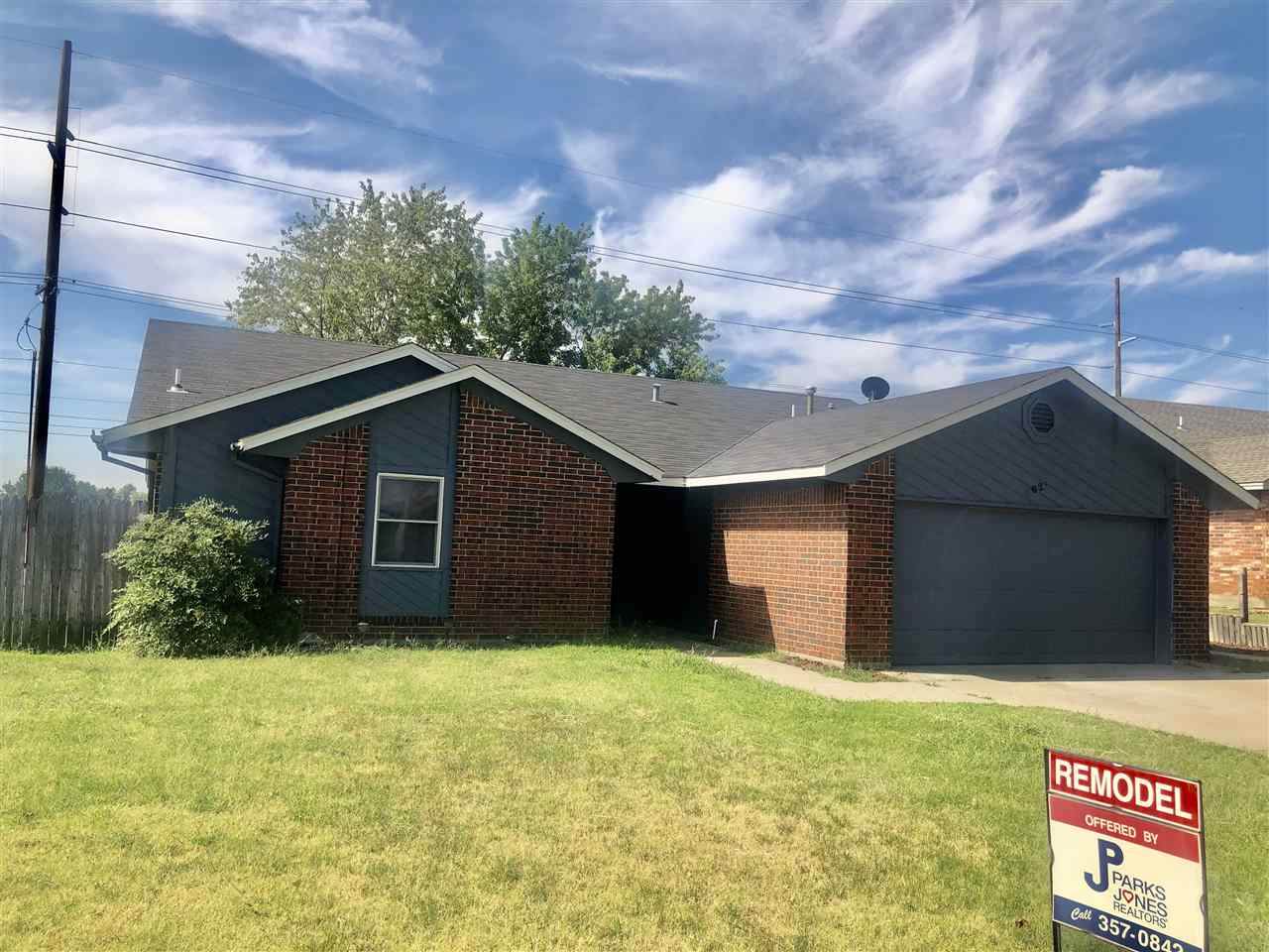 4821 Bell Ave - Photo 1