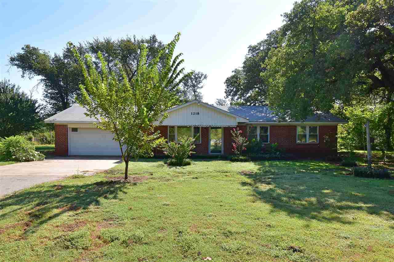 1218 Quanah Rd - Photo 1