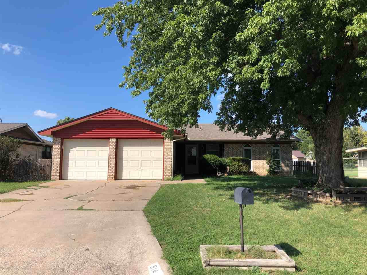 514 Cimarron Cir - Photo 1