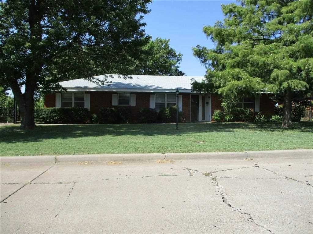 2724 34th St - Photo 1