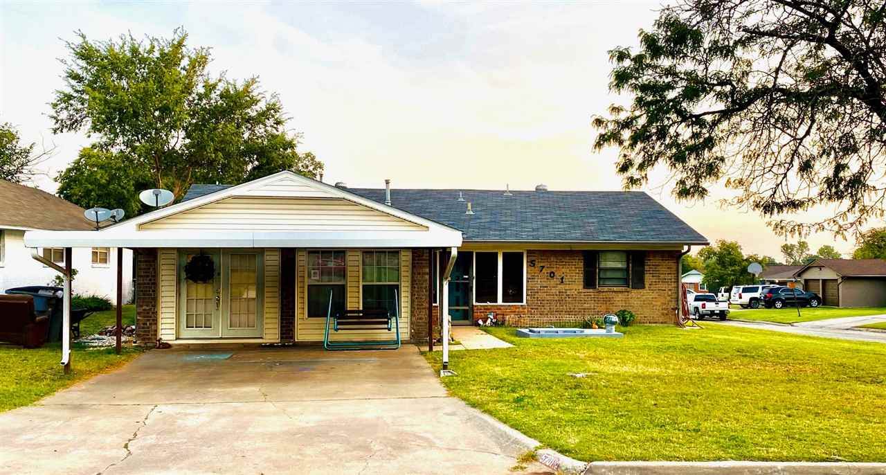 5701 Chestnut Cir - Photo 1