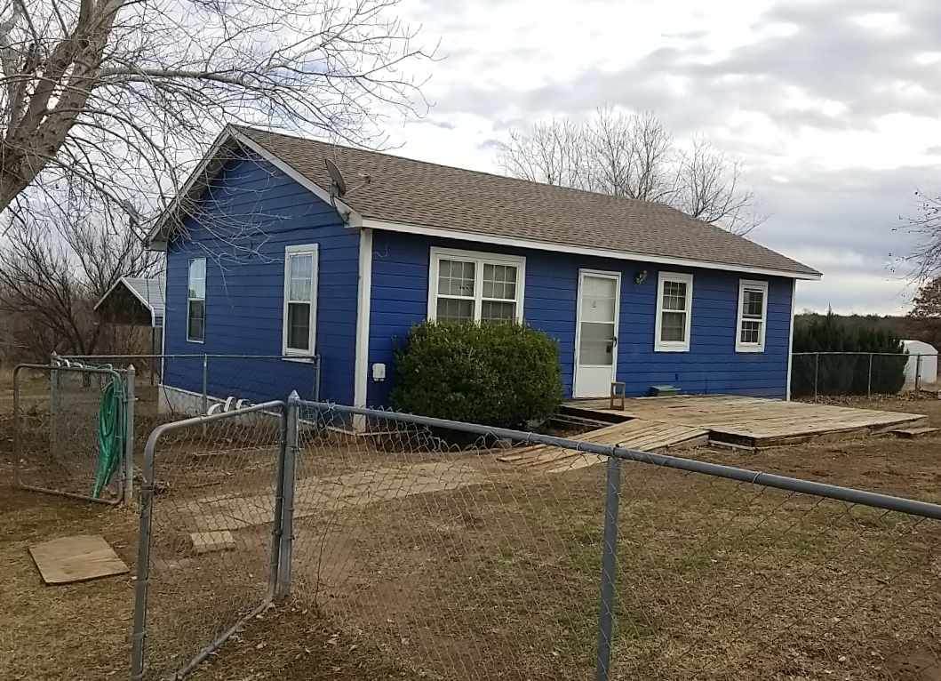 215 County Rd 1450 - Photo 1