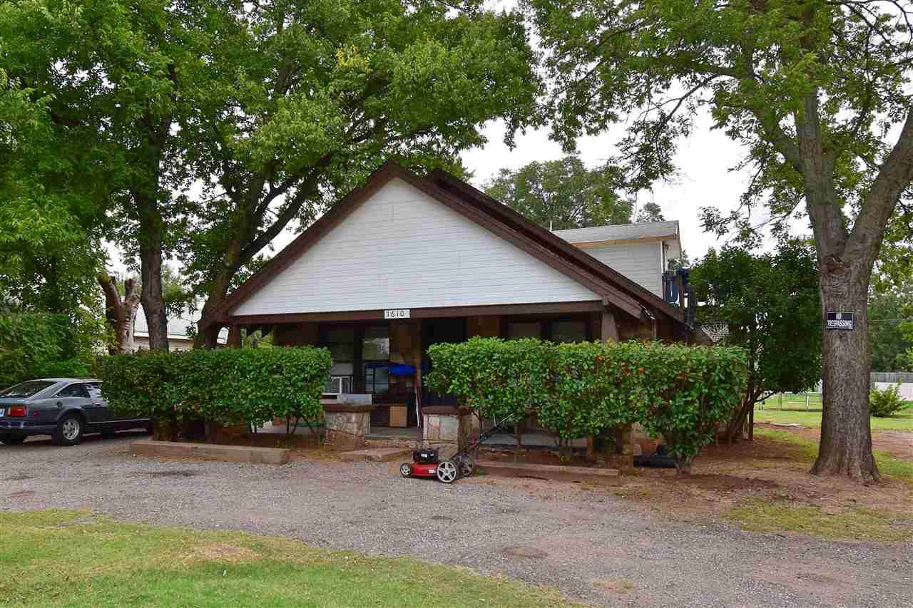 1610 D Ave - Photo 1
