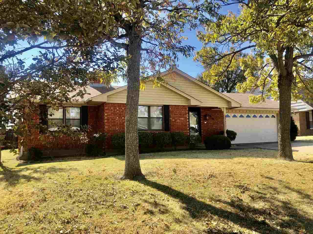 6916 Sprucewood Dr - Photo 1