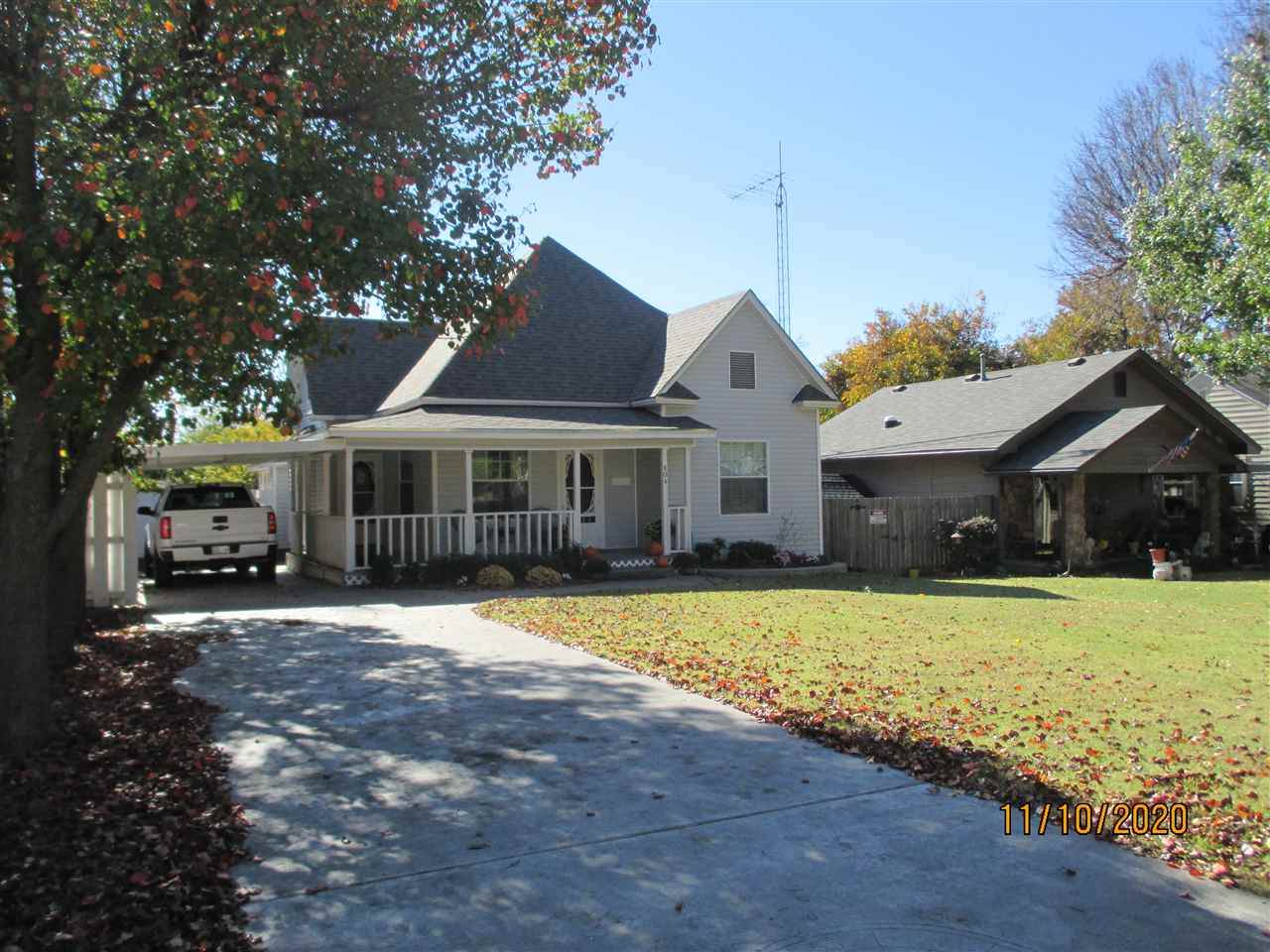 804 Arlington Ave - Photo 1