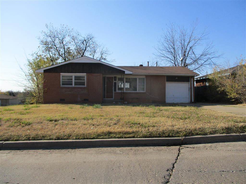 2306 35th St - Photo 1