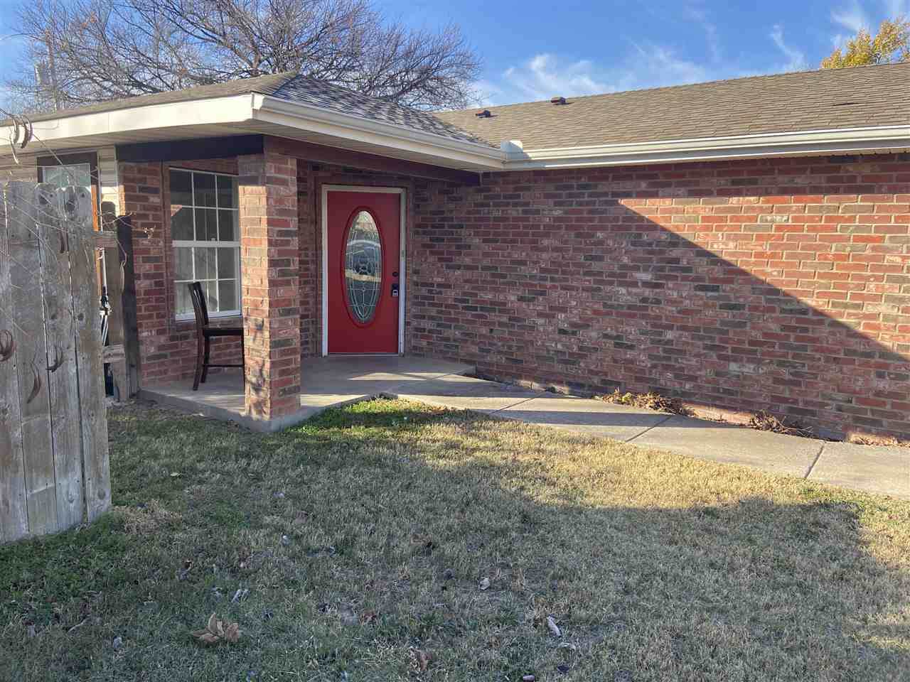 1612 Taylor Ave - Photo 1