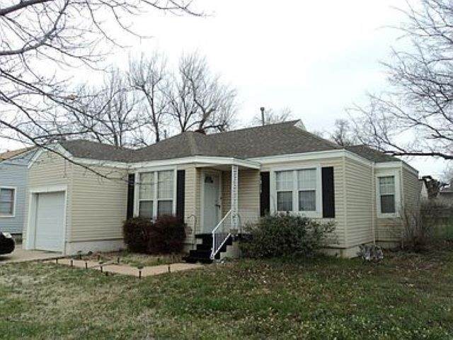 1323 Ferris Ave - Photo 1