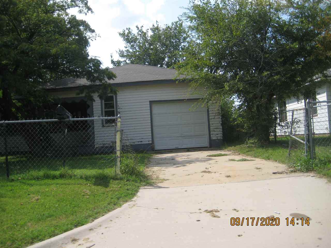 2704 16th St - Photo 1