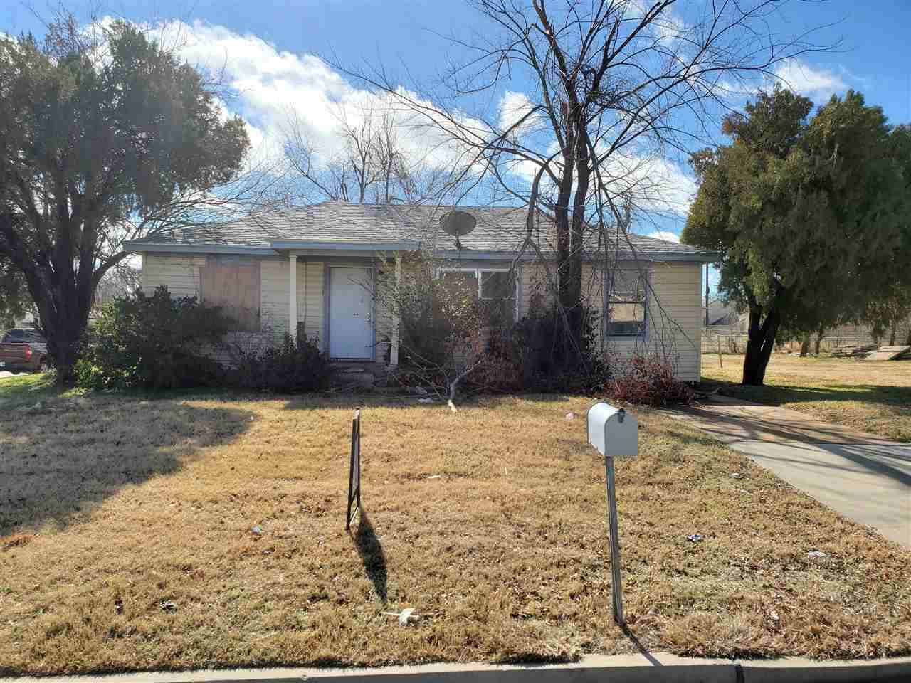 2602 Williams Ave - Photo 1