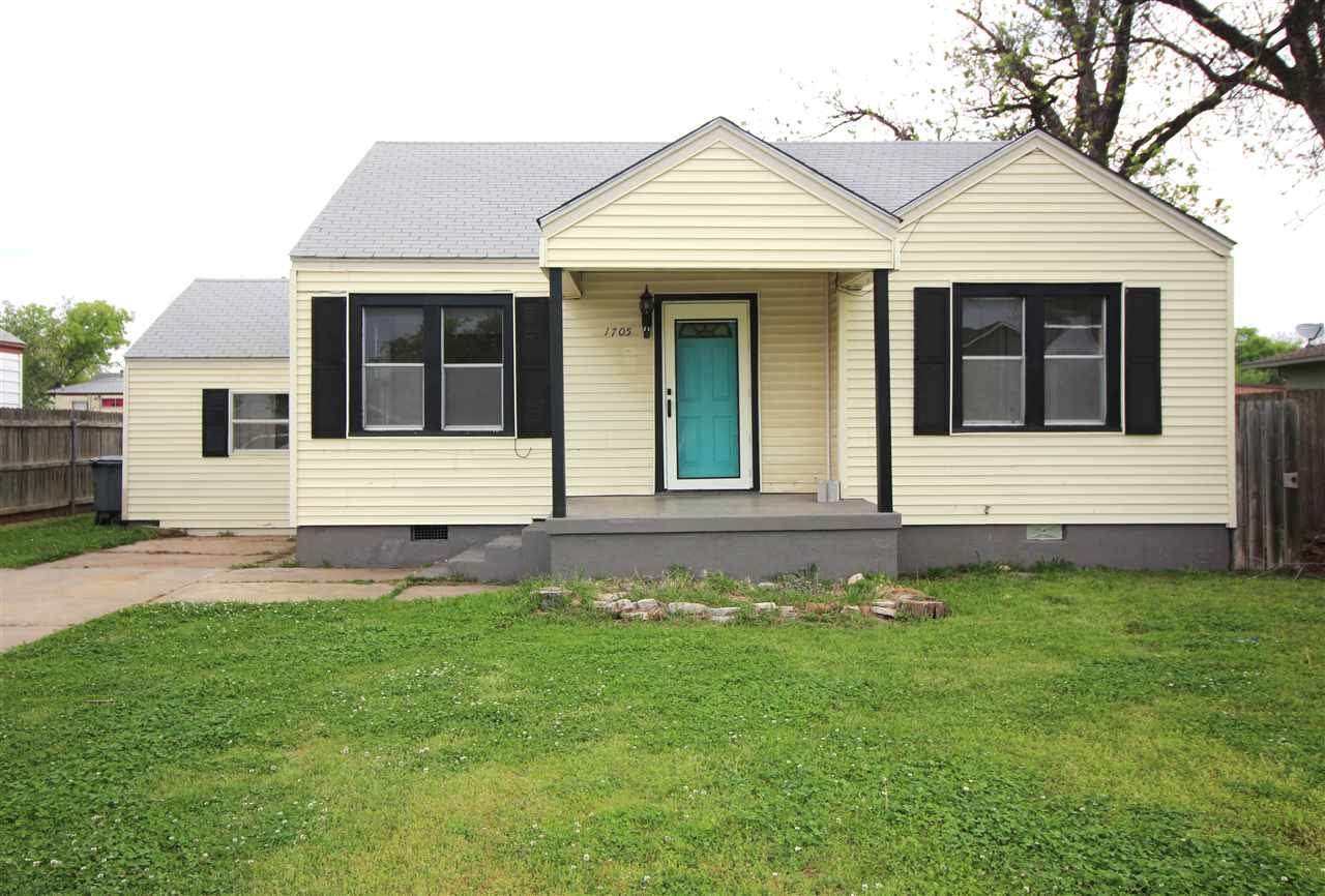 1705 Bell Ave - Photo 1