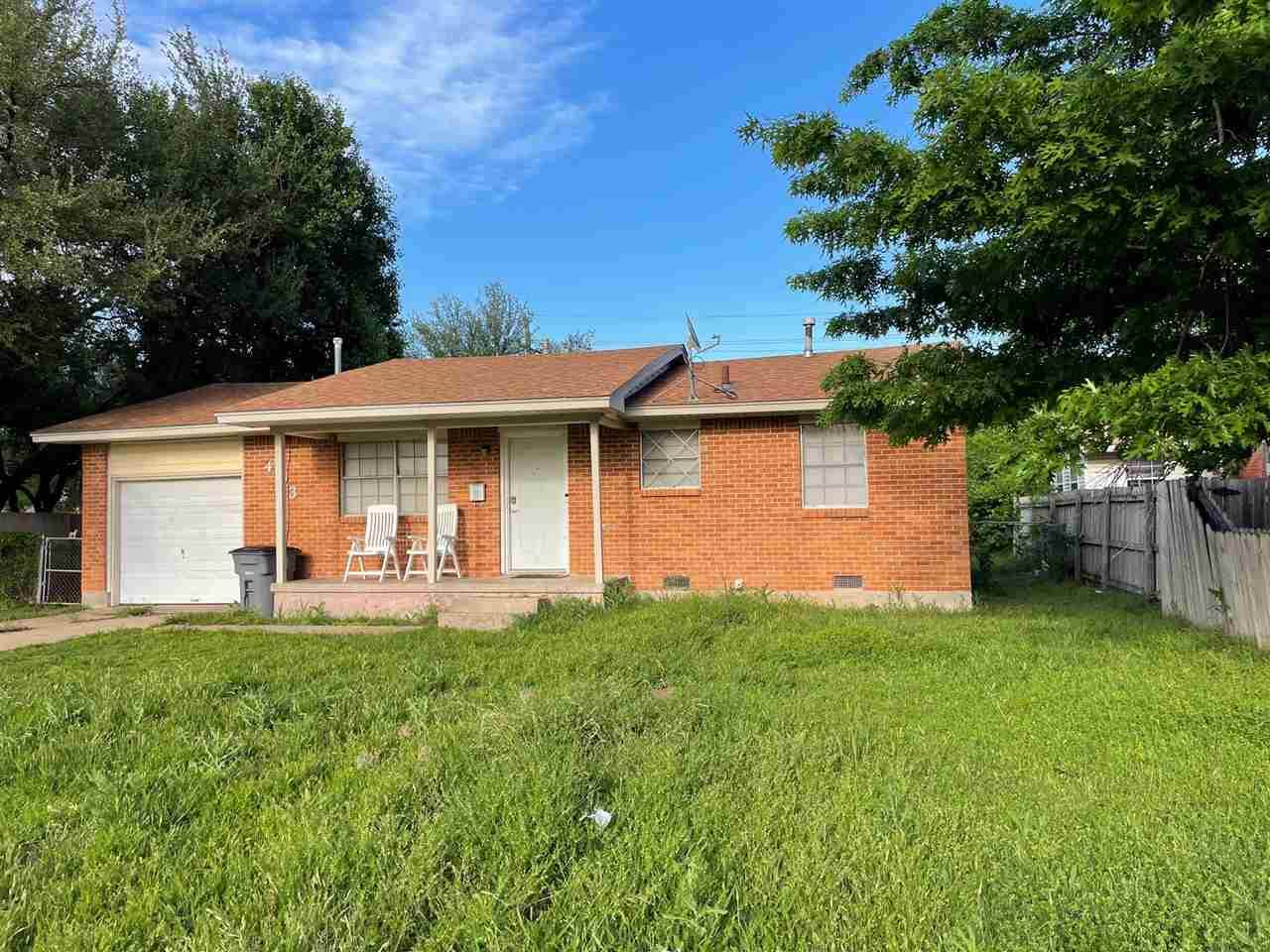 403 53rd St - Photo 1