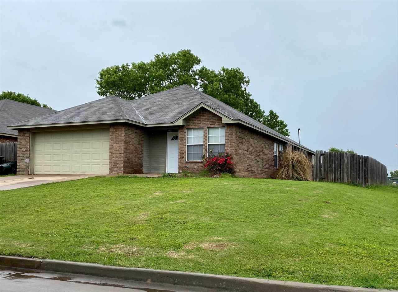 2601 Highcrest Dr - Photo 1