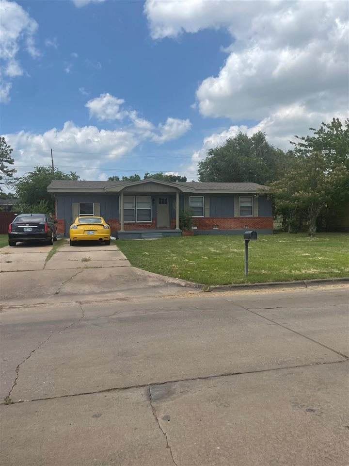 4317 Santa Fe Ave - Photo 1