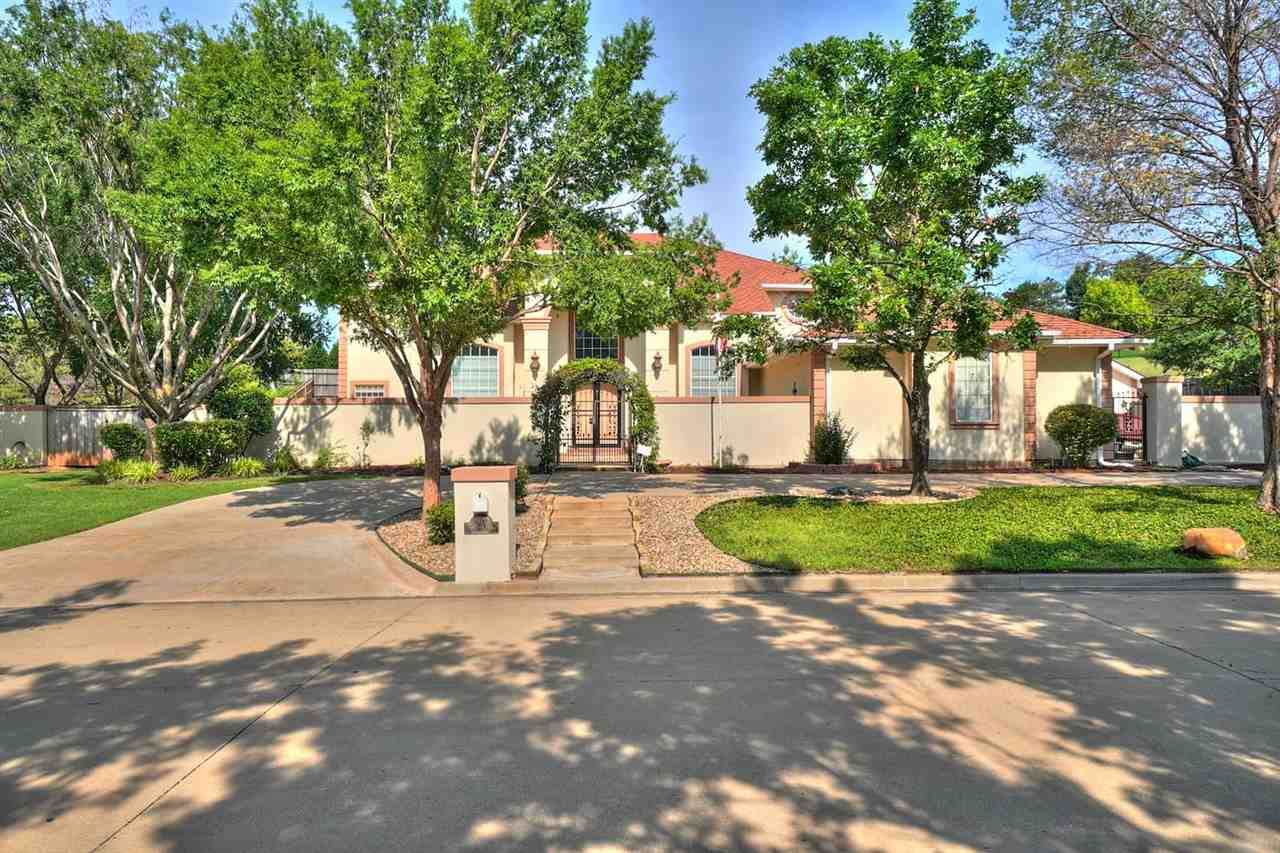 2602 Lake Ridge Dr - Photo 1