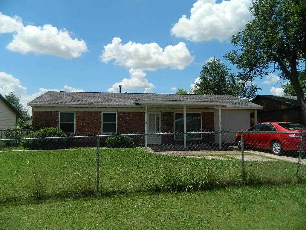 6106 Ash Ave - Photo 1