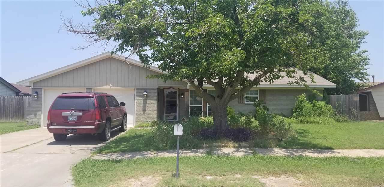 1604 Cheyenne Cir - Photo 1