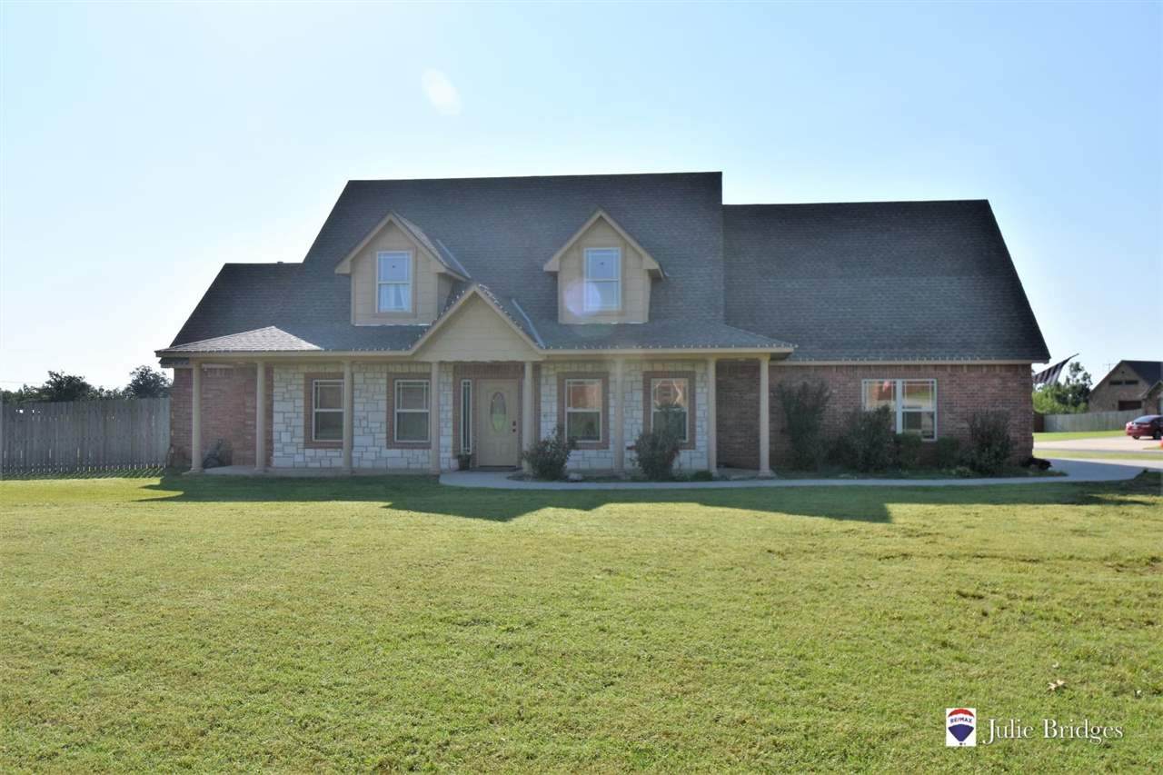 602 Catalina Pl - Photo 1
