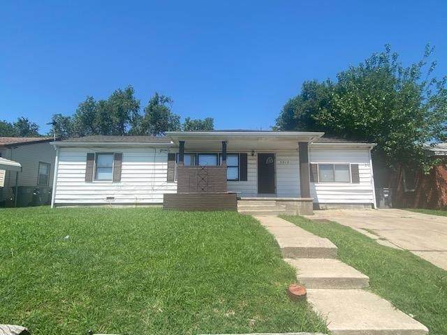 2812 26th St - Photo 1