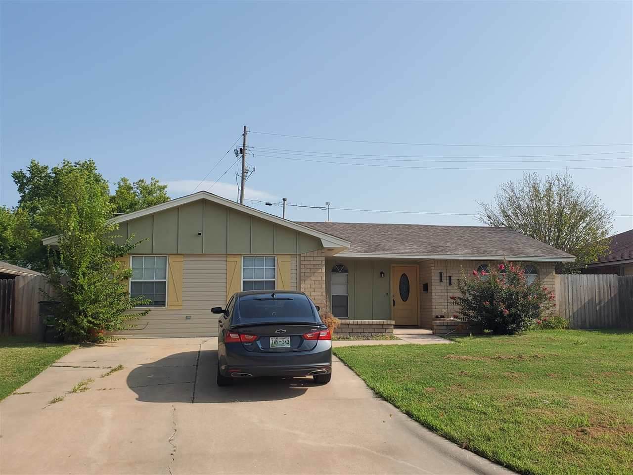 1117 50th St - Photo 1