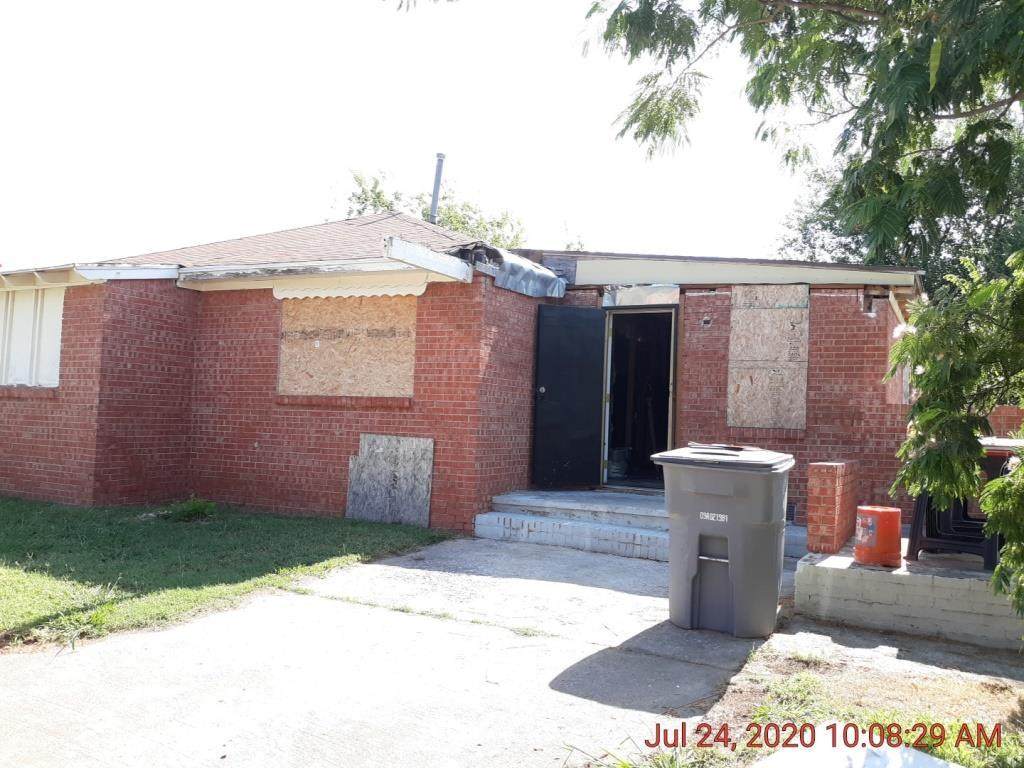 302 & 304 20th St - Photo 1