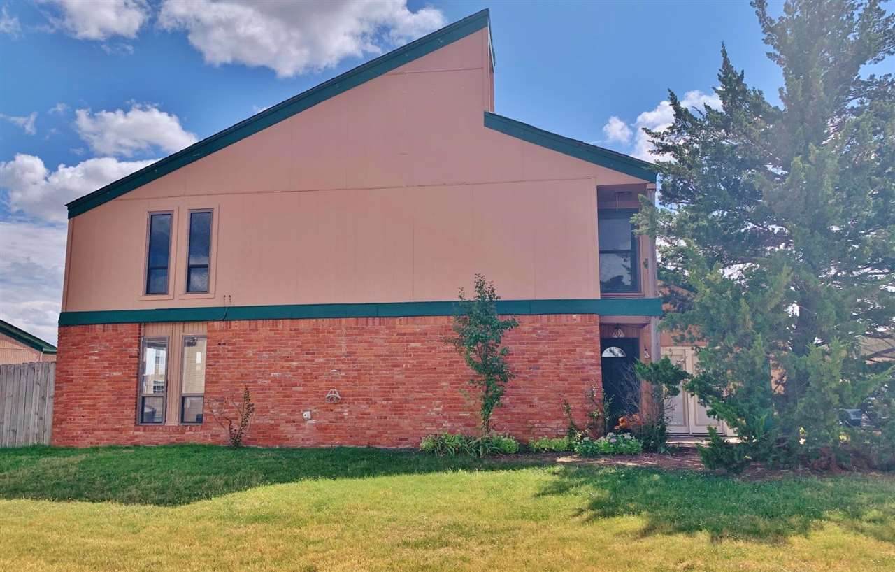 7015 Westchester Cir - Photo 1