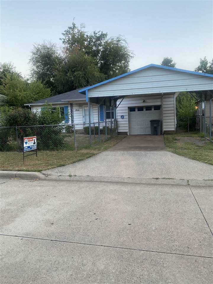 1914 Williams Ave - Photo 1