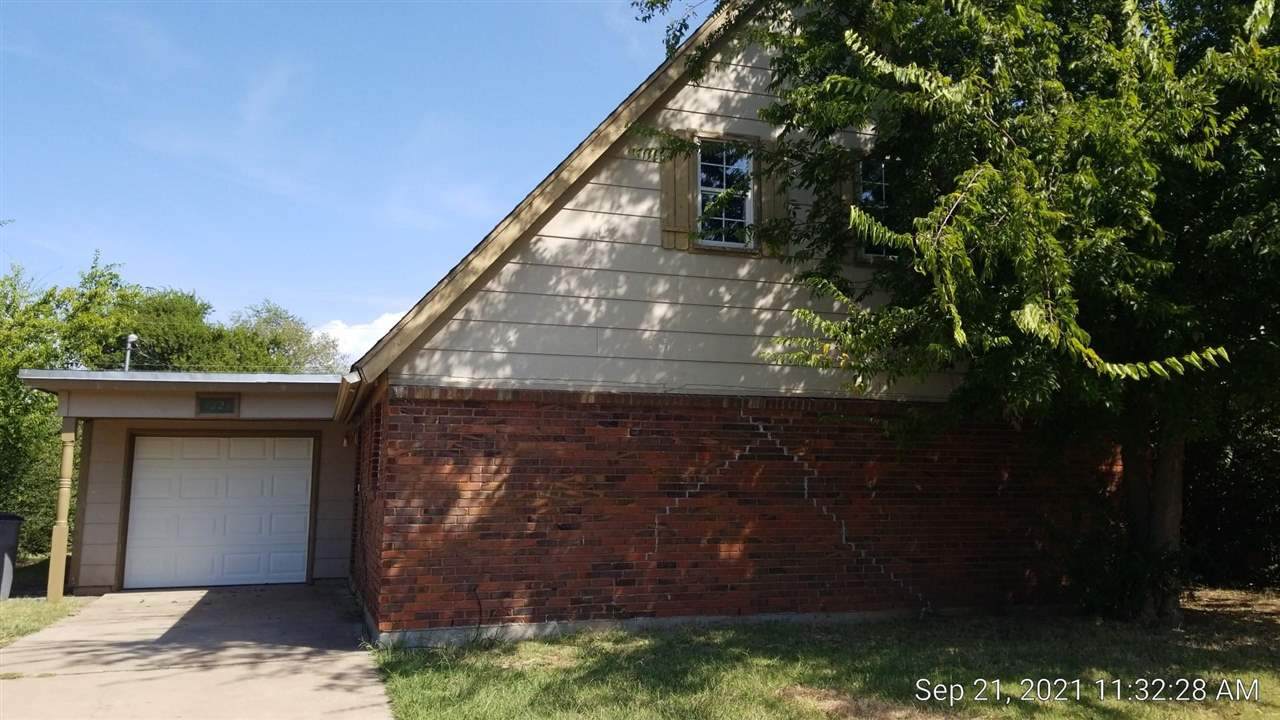 4224 Bedford Dr - Photo 1