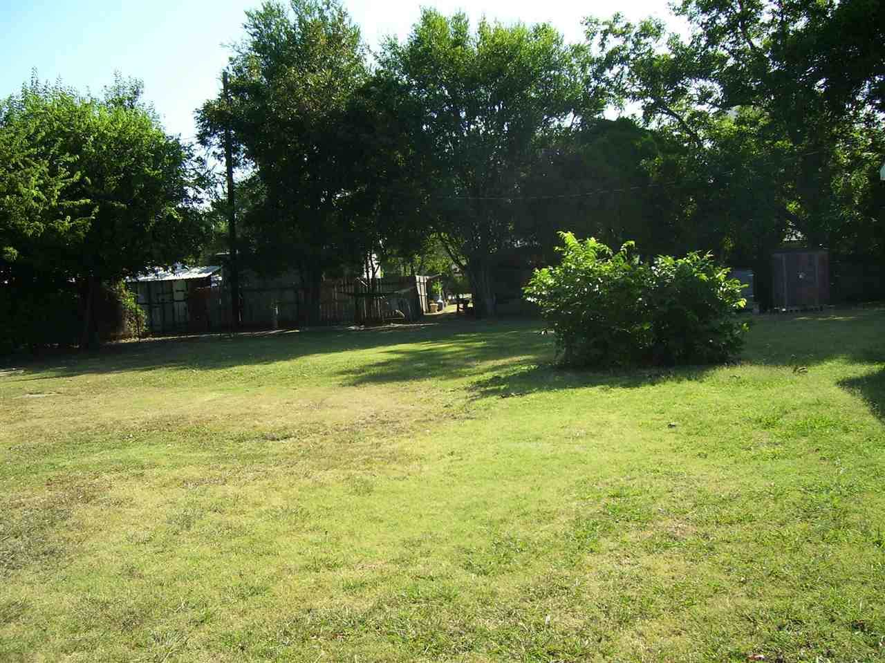618 Doolittle Ave - Photo 1