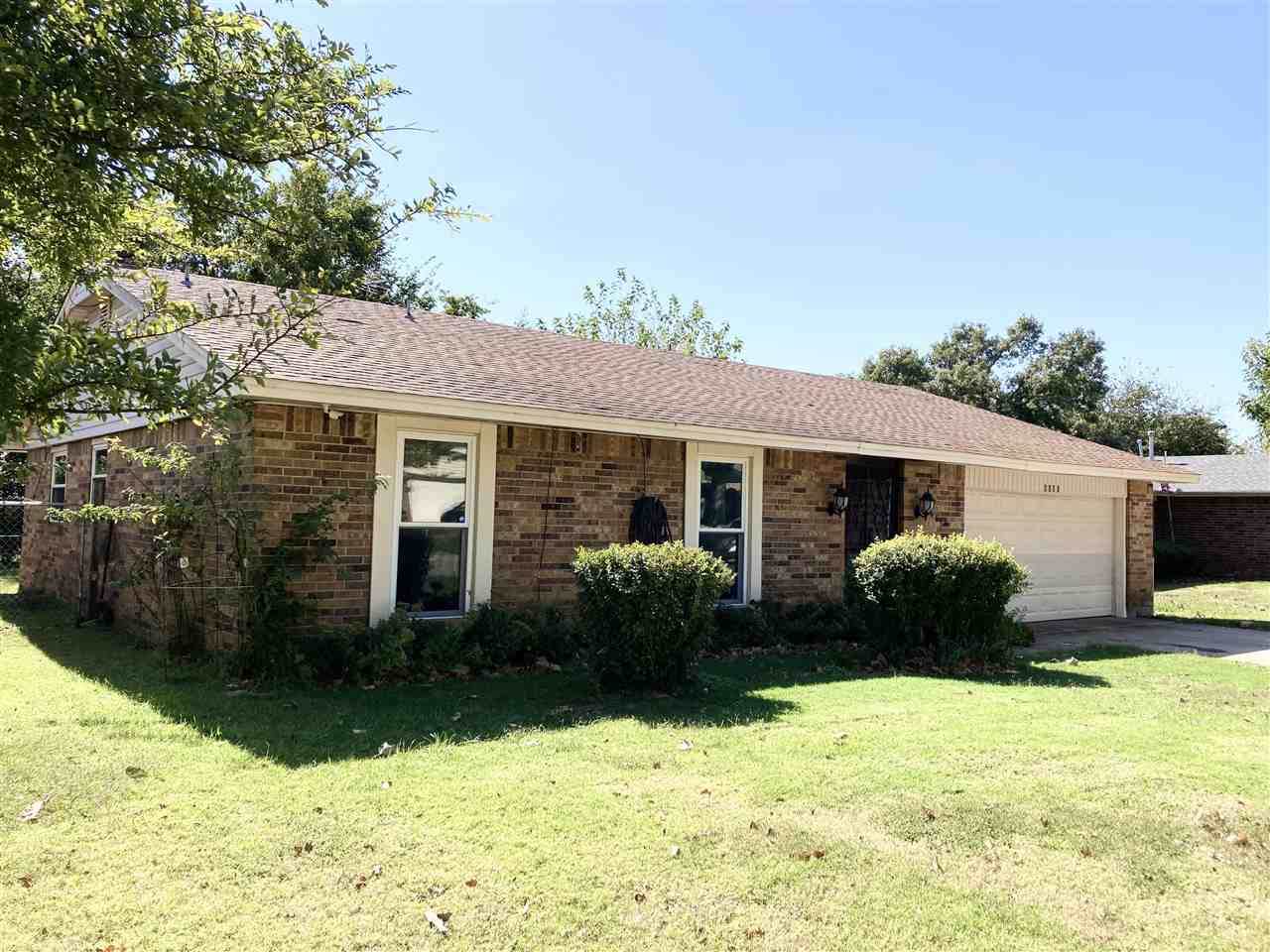 4613 Columbia Ave - Photo 1