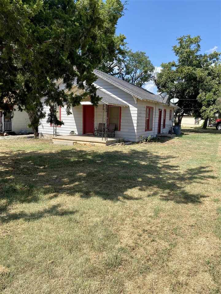 1201 Dearborn Ave - Photo 1