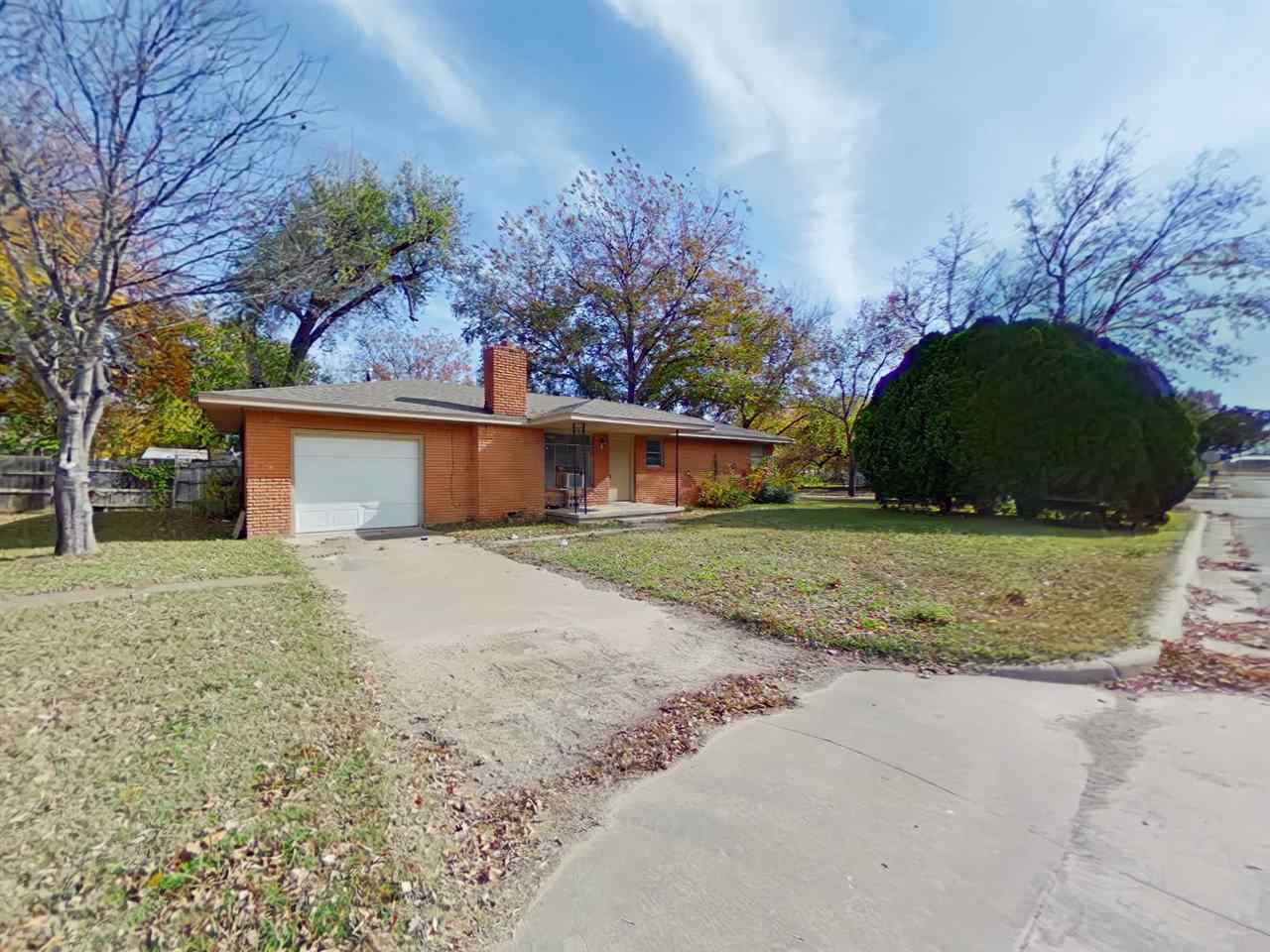 1215 E Ave - Photo 1