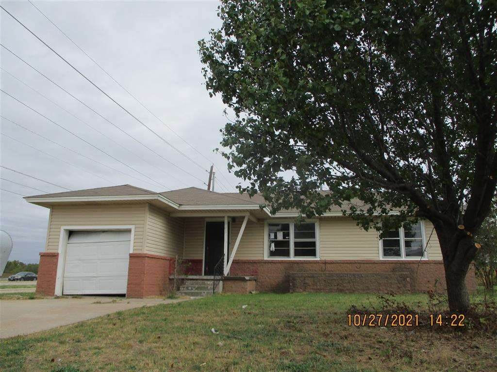 2905 24th St - Photo 1