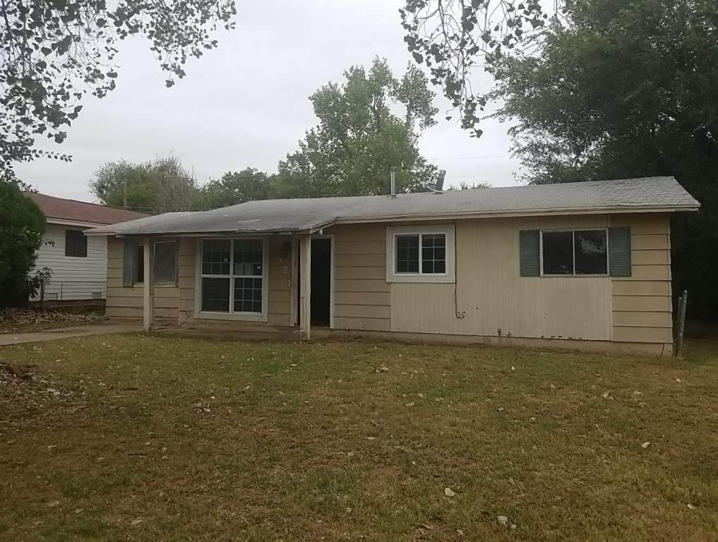 421 Greenmeadow Dr - Photo 1