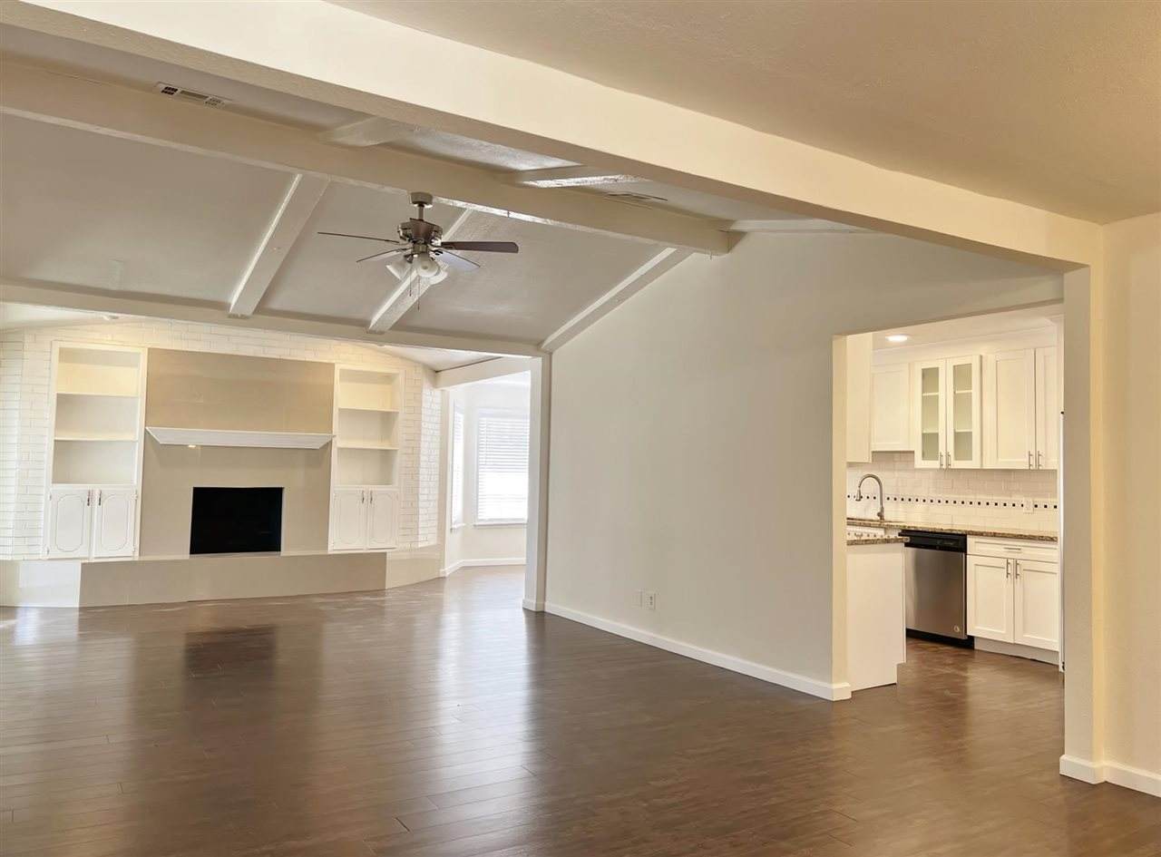 7206 Eisenhower Dr - Photo 1