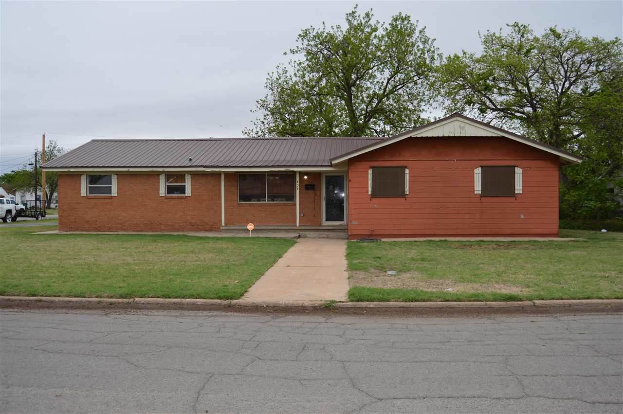 404 16th - Photo 1