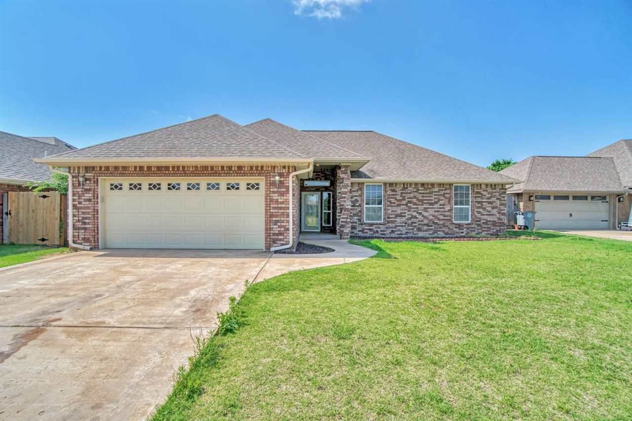 3603 Fieldcrest Dr - Photo 1