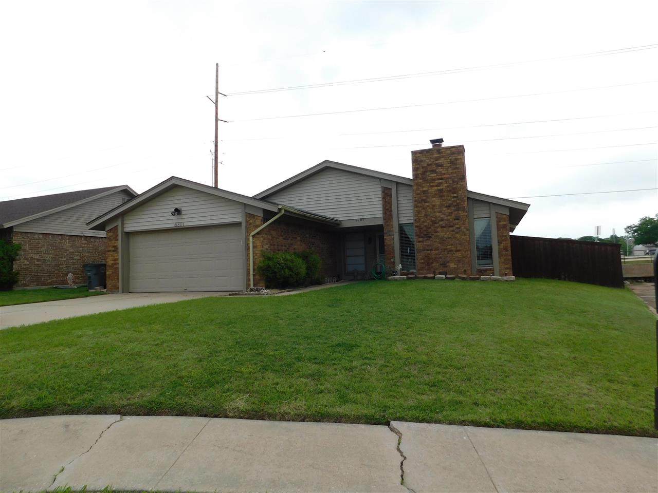 6801 Fenwick Ave - Photo 1