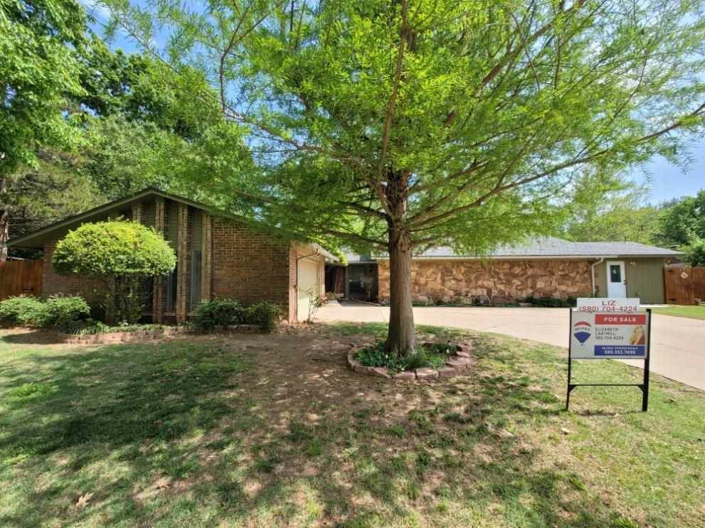 1305 Quail Creek Cir - Photo 1