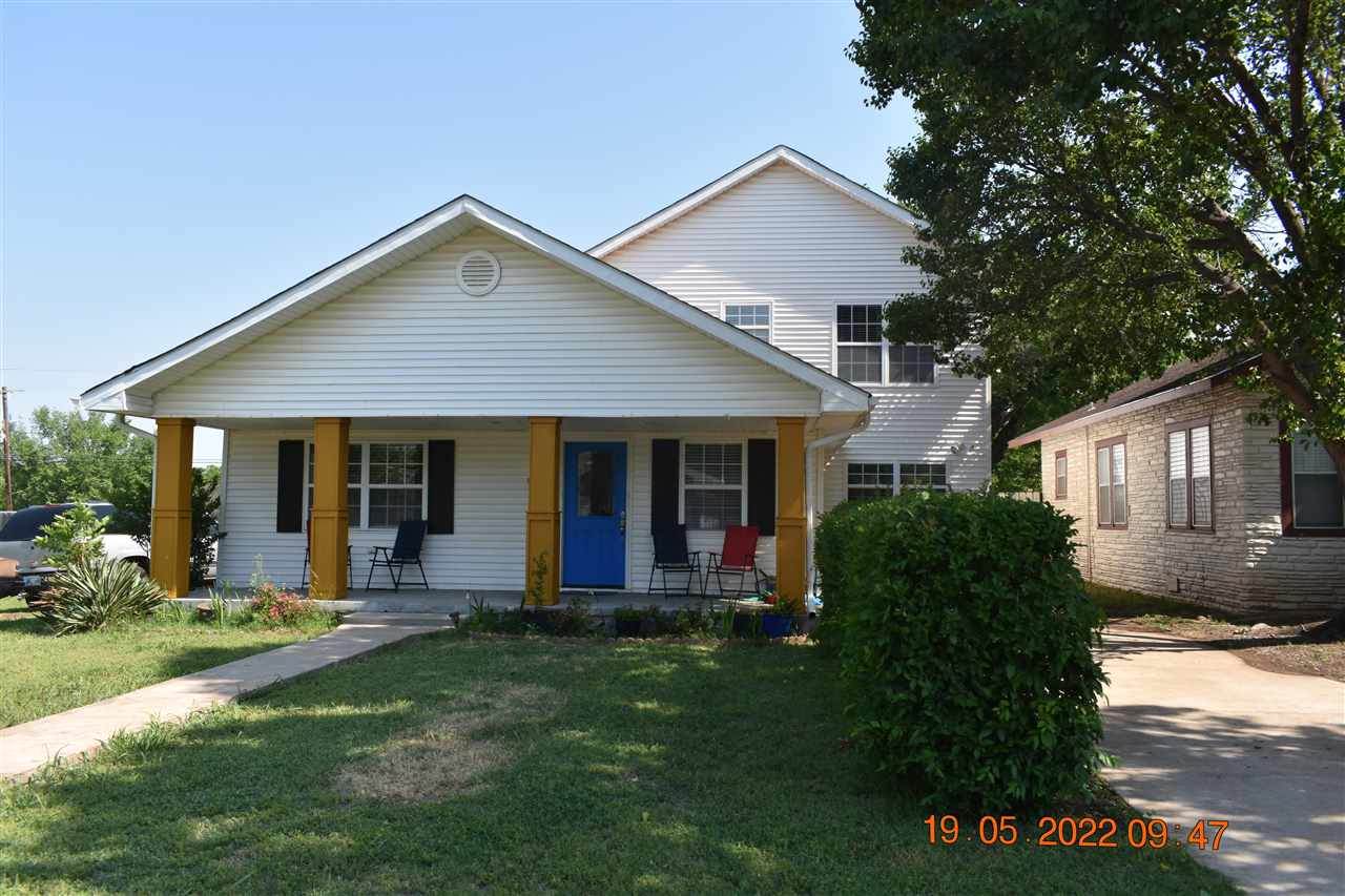 1111 Dearborn Ave - Photo 1