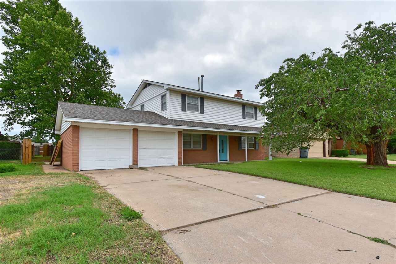 6727 Compass Dr - Photo 1