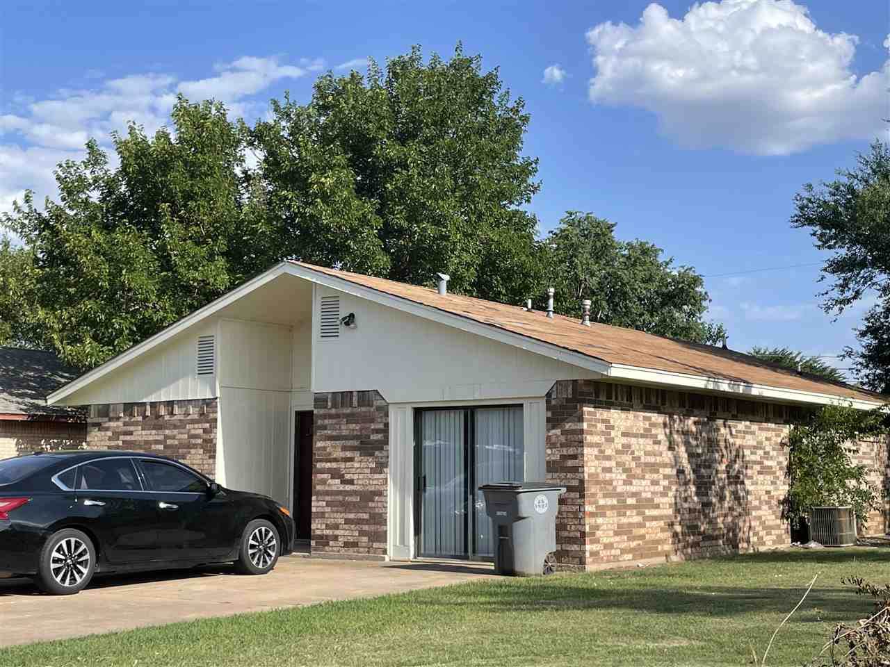 1104 Georgia Ave - Photo 1