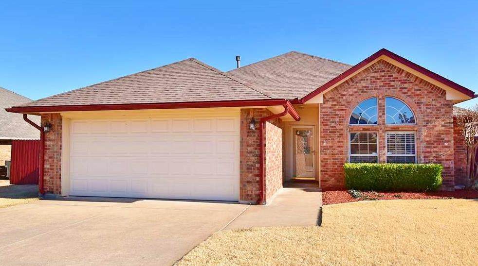 324 Boatsman Ave - Photo 1