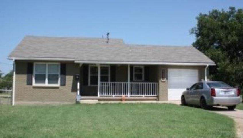 2223 Baltimore Ave - Photo 1