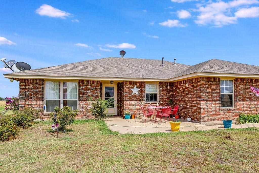 272370 Nabor Rd - Photo 1