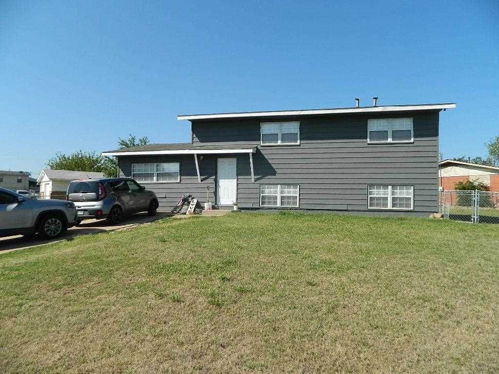 1101 45th St - Photo 1