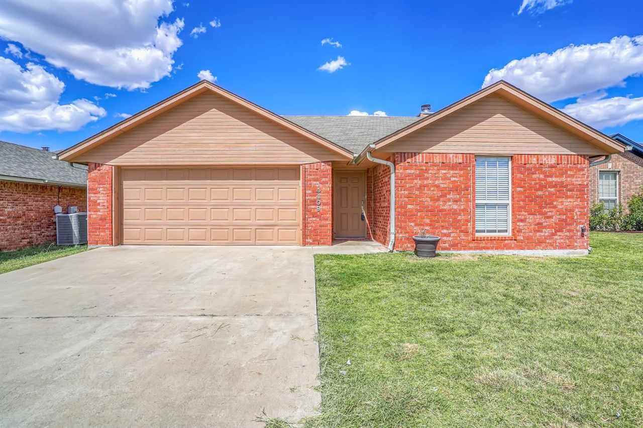 4409 Hickory Ln - Photo 1